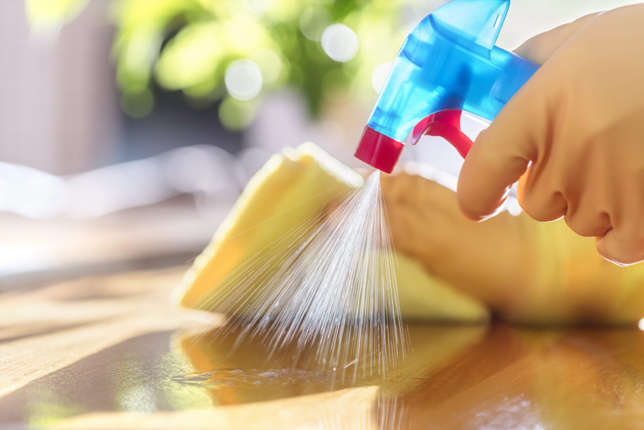 Do you struggle with keeping your home spotless and clean? Improve your habits with these cleaning tips from the commercial cleaner's playbook