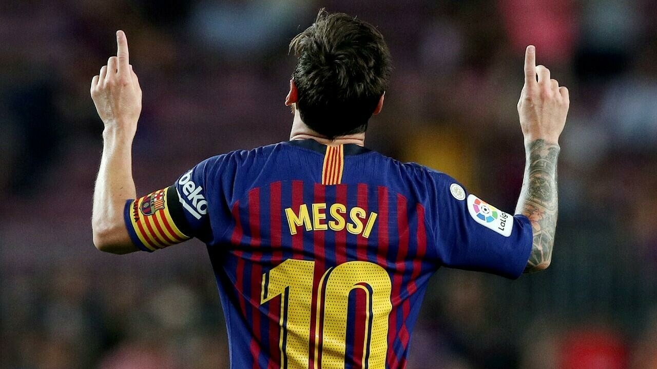 Lionel Messi won’t be signing another contract with FC Barcelona. Why didn't the world famous sportsman continue his career in this football club?