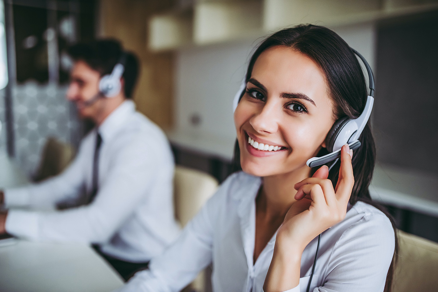 B2B cold calling presents unique challenges for sales professionals, from navigating gatekeepers and rejection to overcoming objections and building rapport.