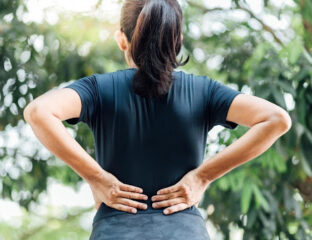 Why are women more likely to experience back pain than men? Is it their health? Stop shouldering heavy burdens and make these lifestyle changes!