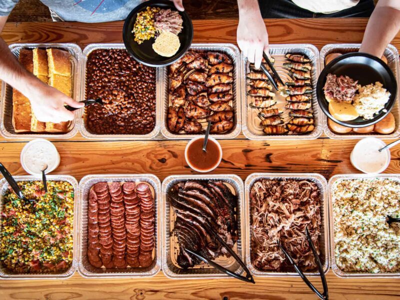 Big corporate events tend to be long & boring, and no one wants that. Spice up your next corporate event with some top tier barbecue catering.