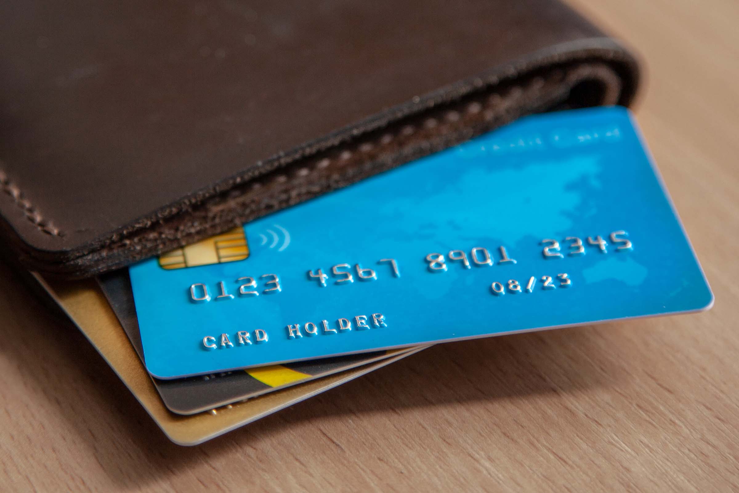 Nowadays many businesses are entirely online and simply cannot take cash. Check out this list of the four best benefits of getting a credit card!
