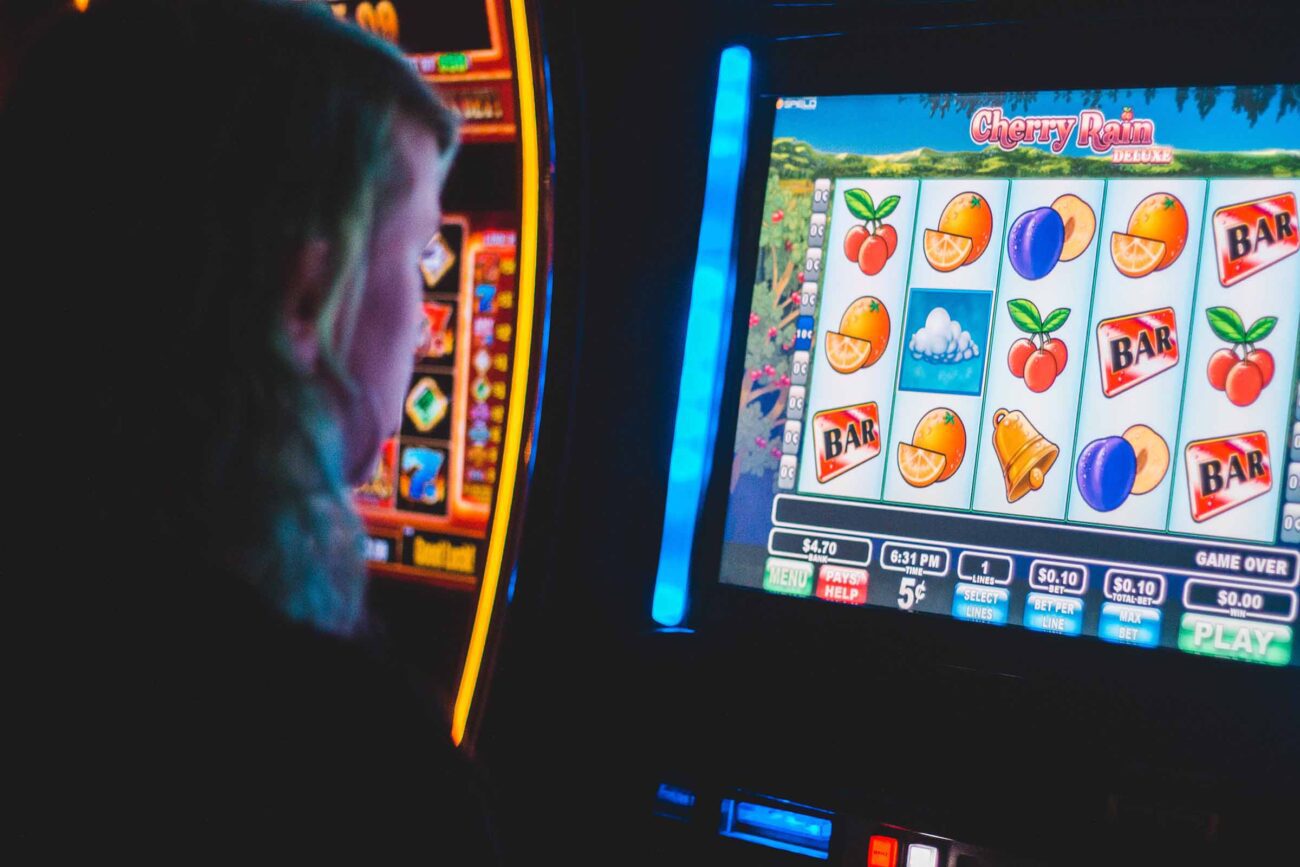 Slot machines are an incredibly popular casino game, but many players make the same mistakes. Check out our list of some common gambling blunders!