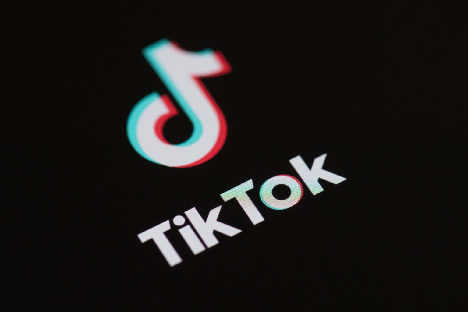 Are you struggling to get on TikTok's For You page? Check out these tips so you can give your channel the best chance of going viral!