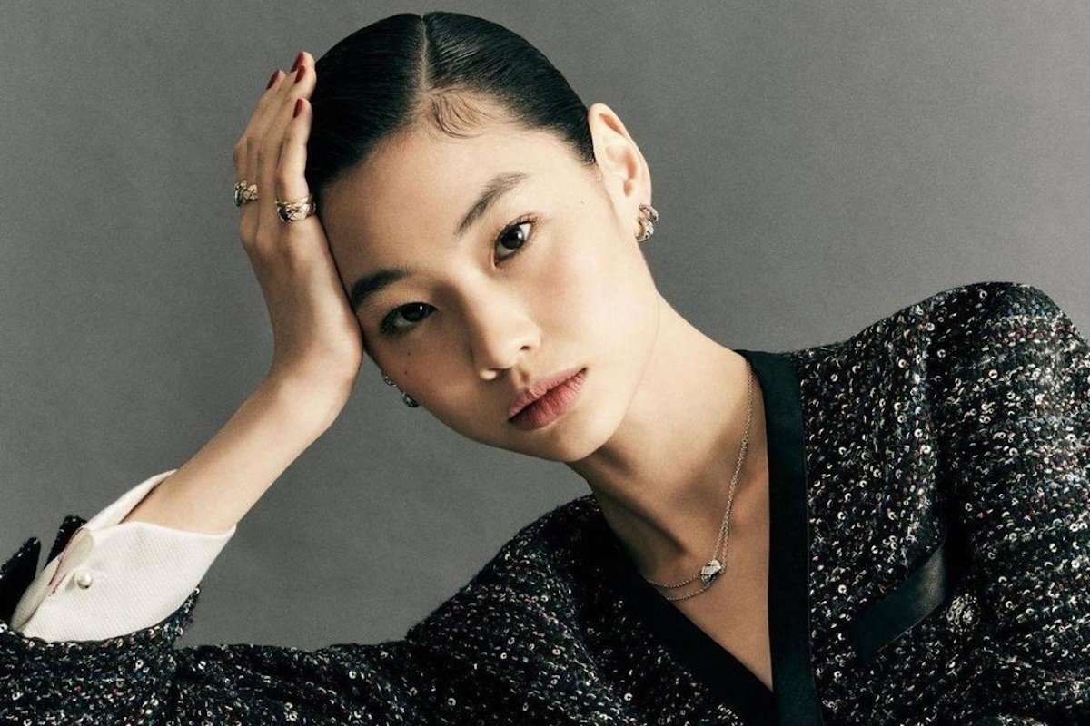 Ho Yeon Jung in Allure Korea with HoYeon Jung - (ID:35236