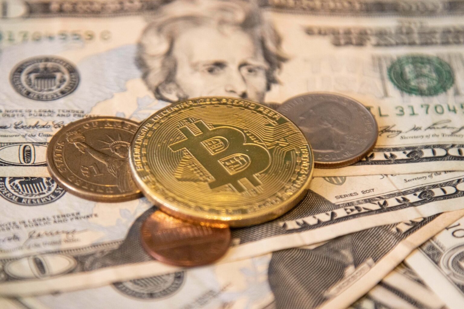 Bitcoin is a fascinating cryptocurrency and a robust payment method. Can you make money with bitcoin?