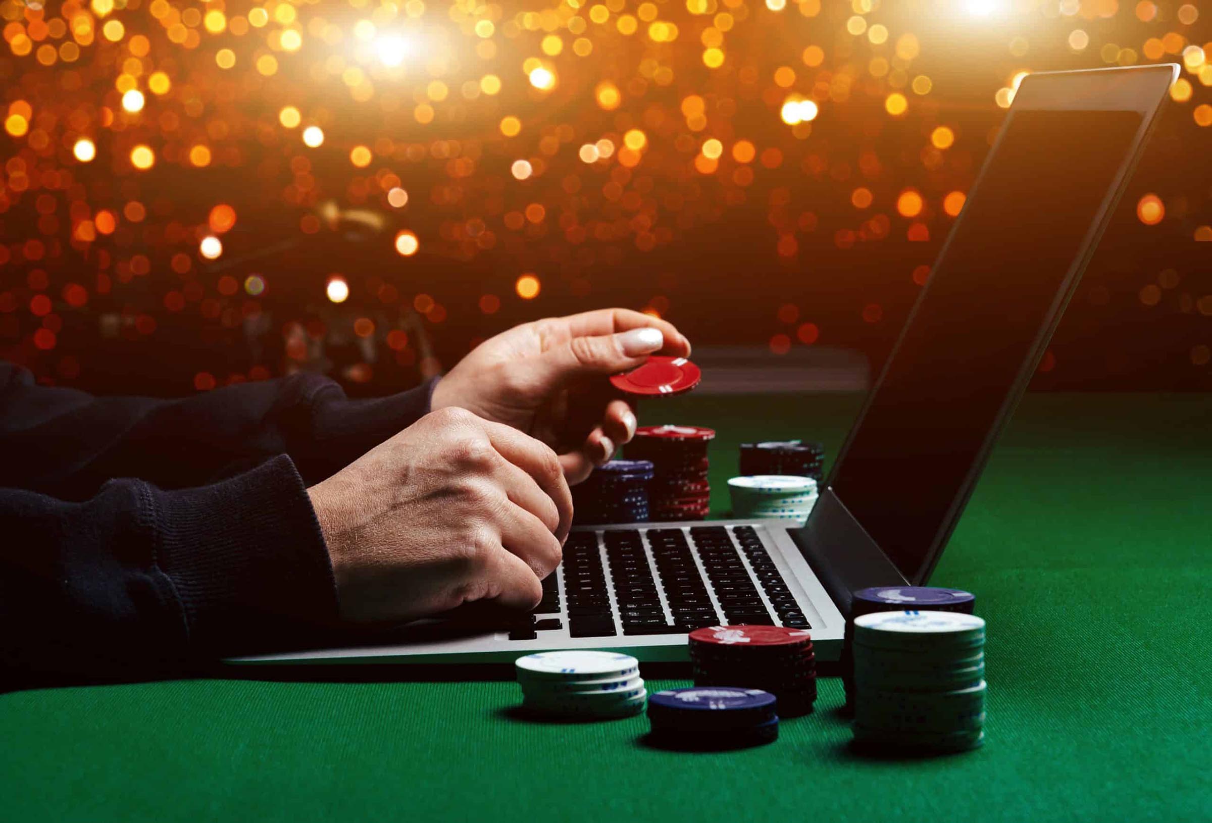A Guide to Playing at Online Casinos – Film Daily