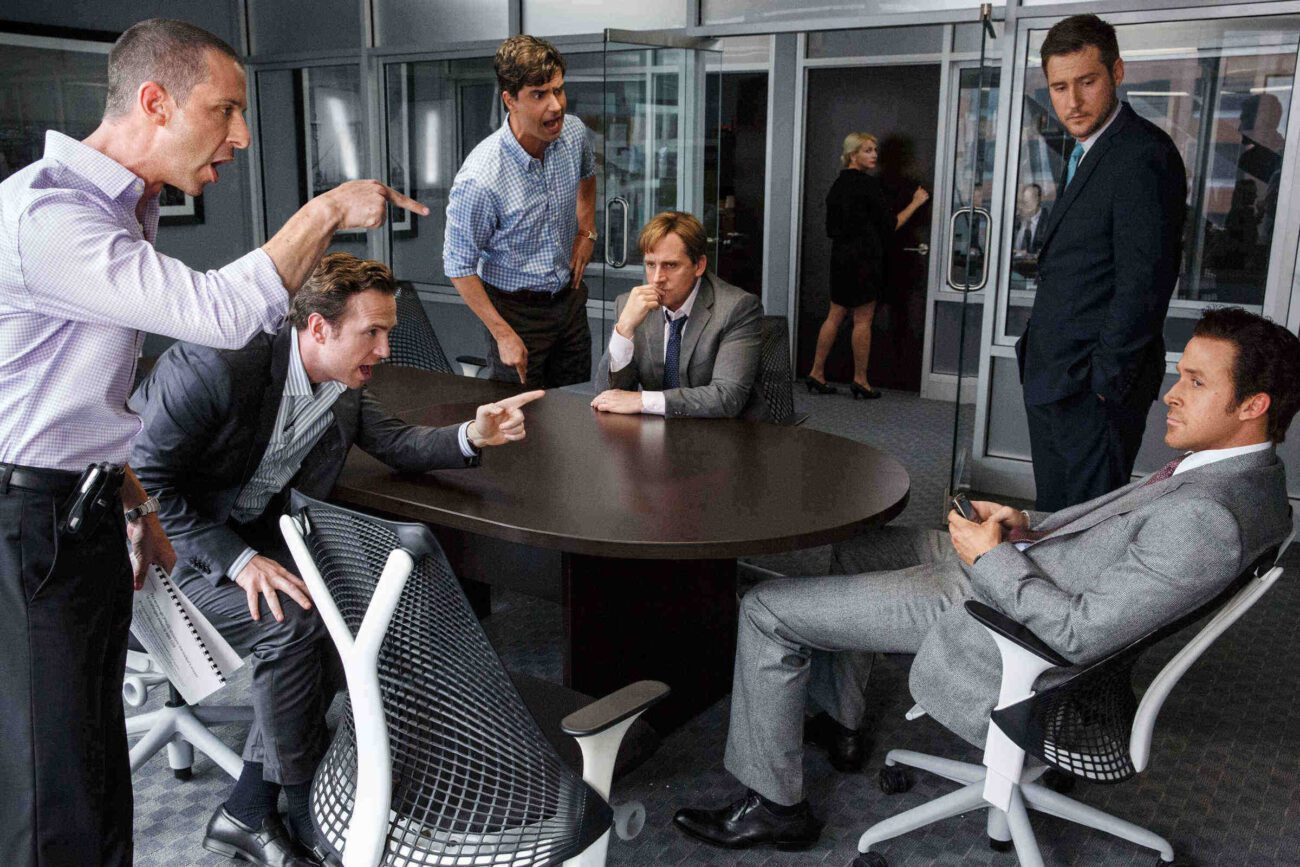 'The Big Short' takes an honest look into the global crisis of 2007-2008. Get the insider scoop on what this movie review likes and dislikes.