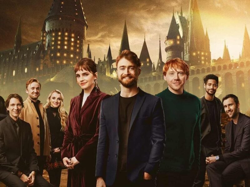 Watch all of your favorite wizards and witches reunite in 'Harry Potter 20th Anniversary: Return to Hogwarts'! Find out here how to watch the new special.
