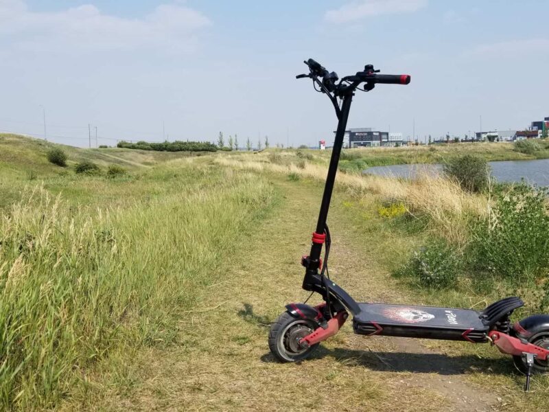 If you want quick, convenient, environmentally-friendly transportation options, then look no further than Varla. Hop aboard a new scooter today.