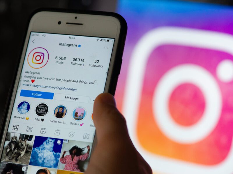 There are plenty of sites that can help you grow an Instagram following. Don't get lost in the crowd, find the best sites for your needs right here.