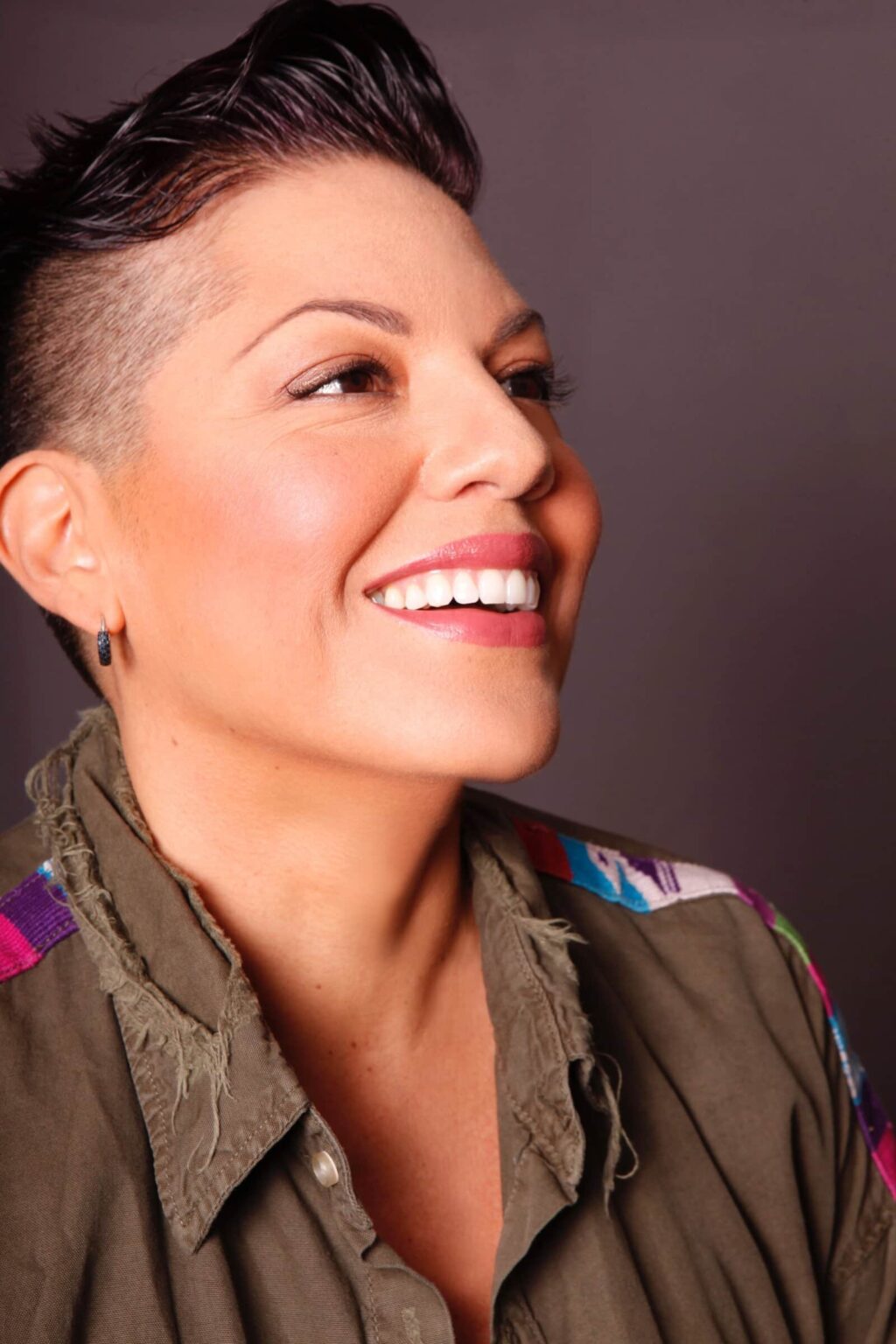 Are characters like Che Diaz getting enough representation in the arts? How important is visibilty? Learn what actress Sara Ramirez has to say!