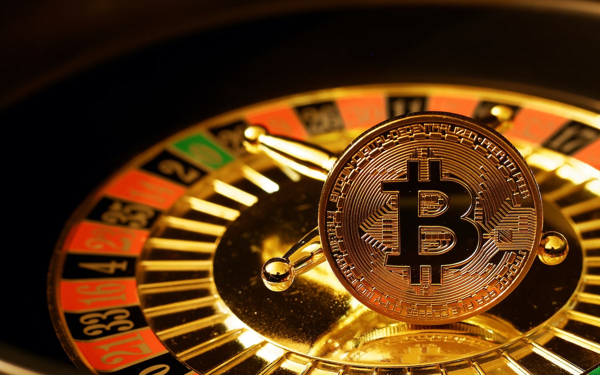 With too many options it can be overwhelming to choose the Best Crypto Casinos, here are 10 of the very best for Ethereum, Bitcoin, and Litecoin.