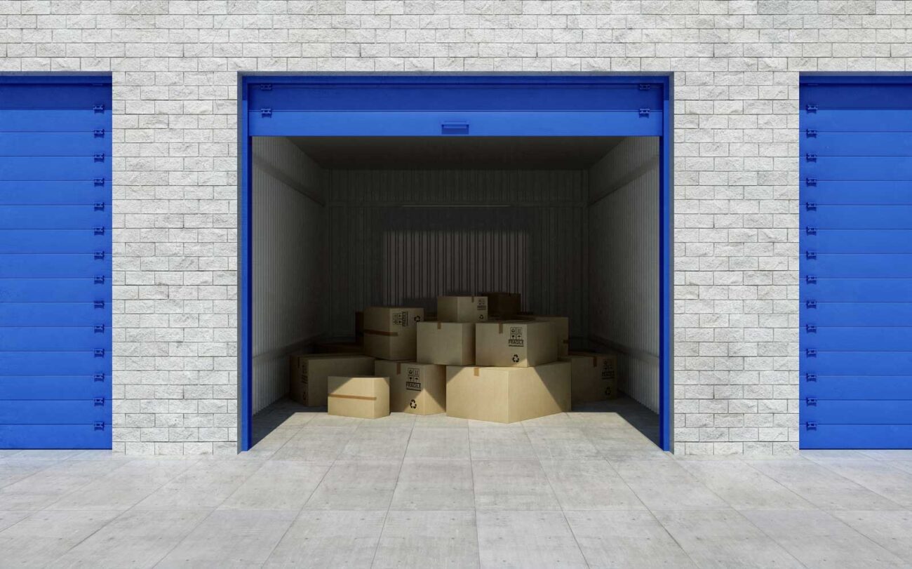 Want to start a storage business but don't know how? You've come to the right place. Here's what you need to start a self-storage unit business in the US.