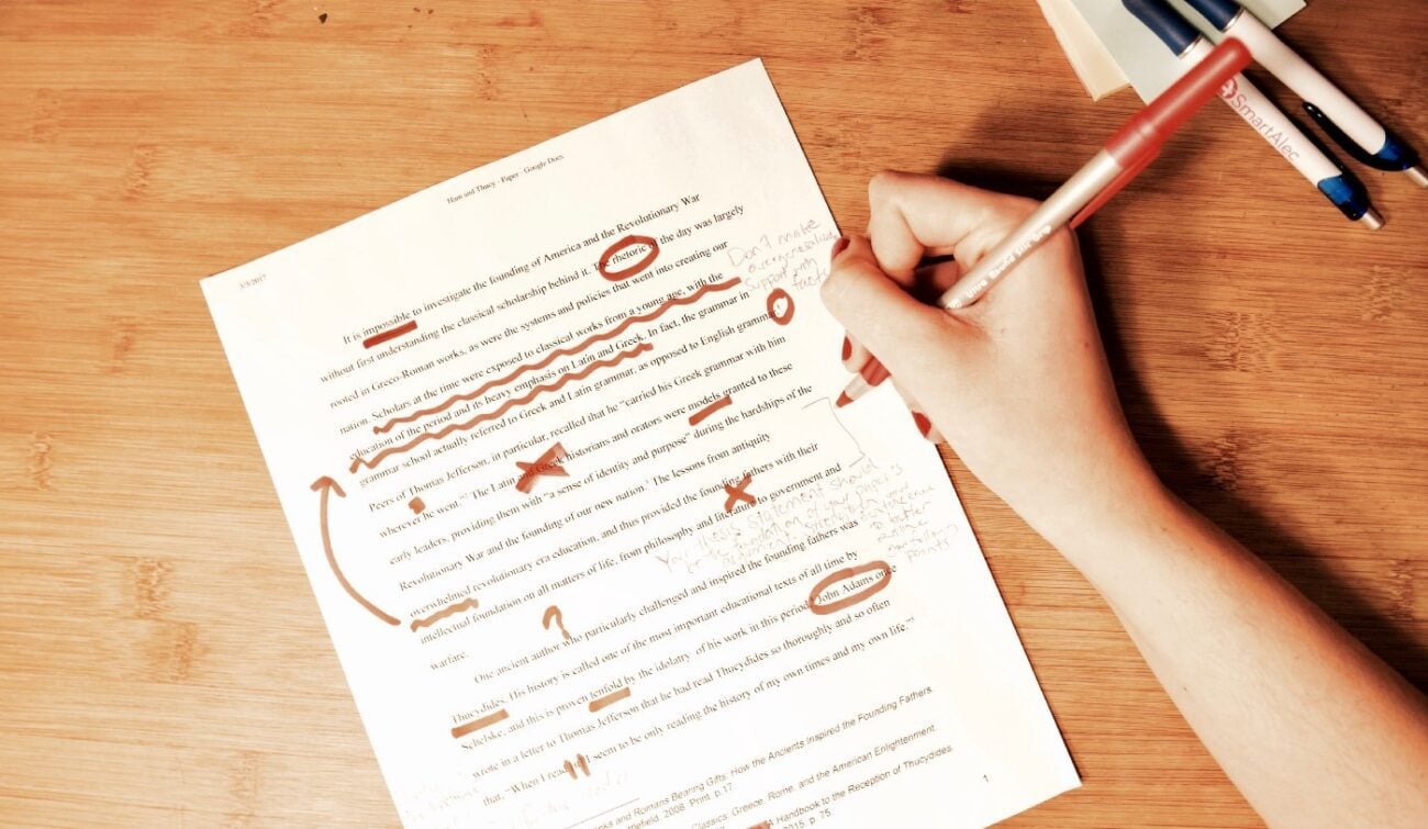 Writing an English essay: Learn to write an English essay, the professional way. Learn all about the English essay structure, vocabulary, relevance, & more!