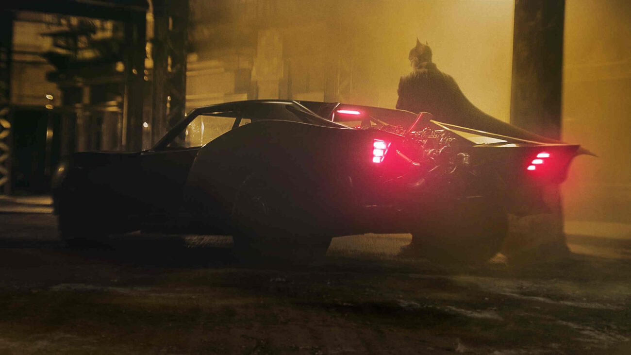 O herói de Gotham retorna! Pegue um pouco de pipoca e prepare-se para assistir o cruzado de capa chutar o traseiro quando assistir 'The Batman' online.