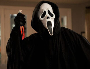 Scream 5 (2022) is here to scare audiences. Find how to watch the anticipated horror sequel online for free.