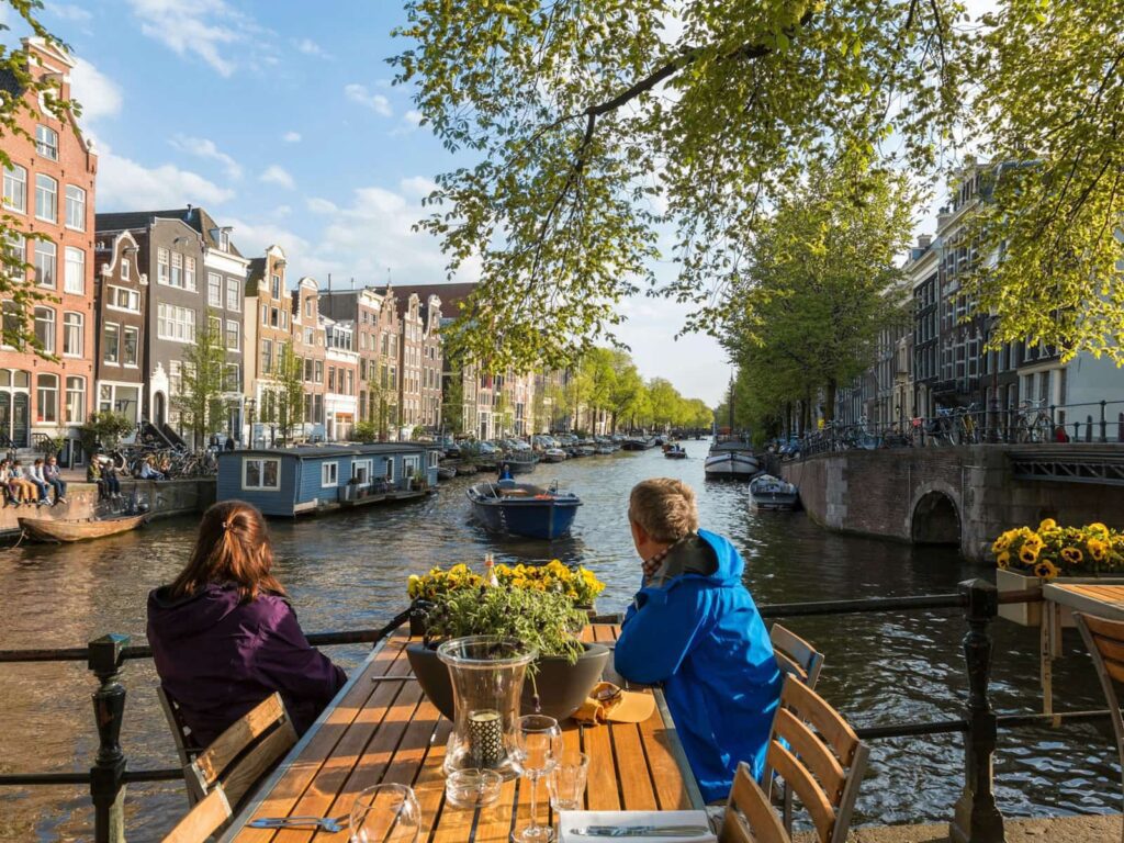 Amsterdam has become a home to numerous celebrities. Discover all the famous people who moved to Amsterdam and the luxurious homes they own.