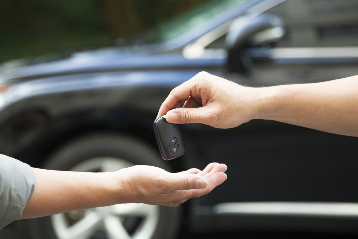 It is necessary to weigh all the pros and cons. Should you look into car leasing? Here's everything you may need to know.