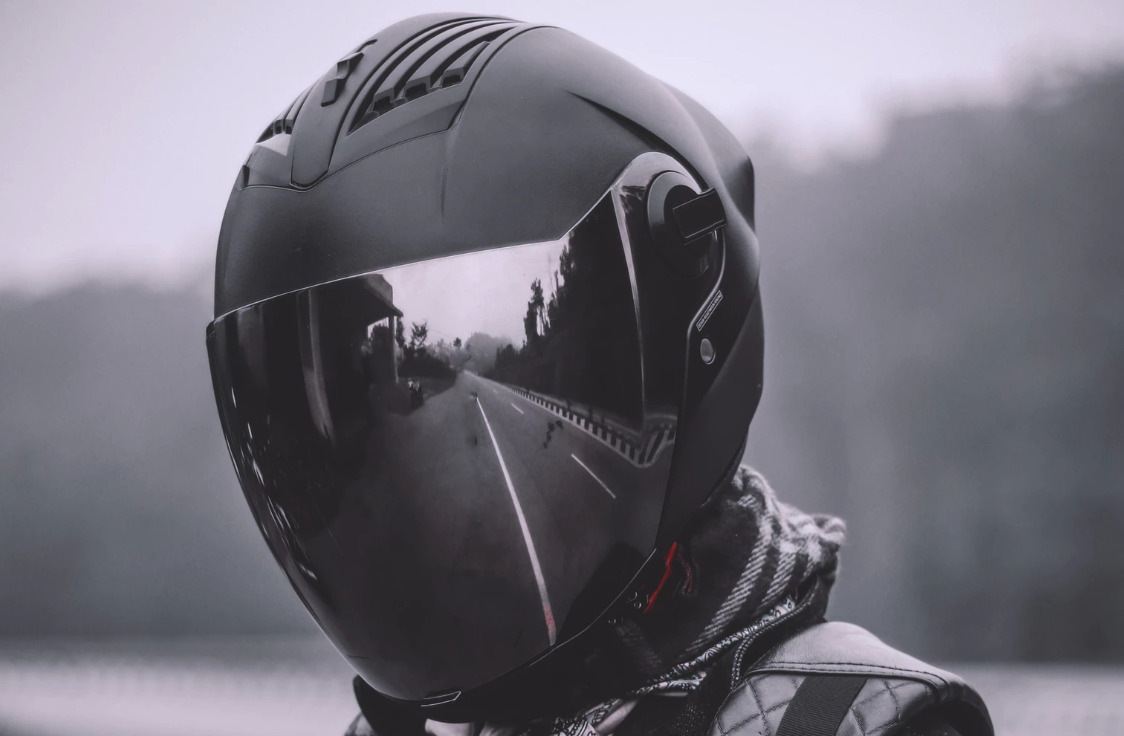 How to choose a safe motorcycle helmet – Film Daily