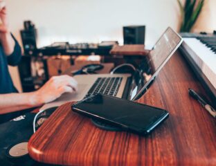 People used to go out to take proper music classes but luckily you don’t have to! Learn how you can develop a music career with online music courses.
