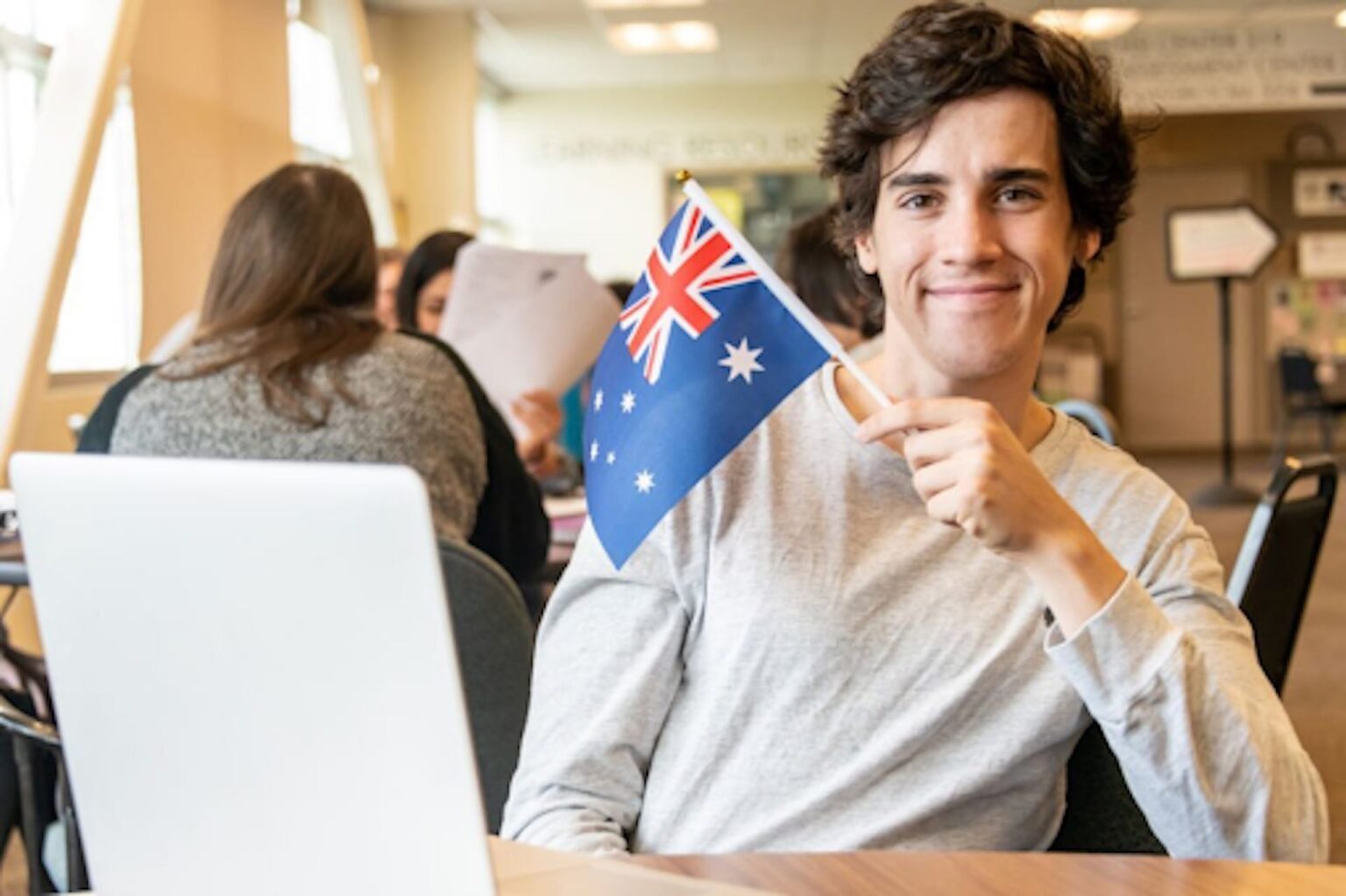 Studying in Australia can be a very rewarding experience and here's all you need to know to do it. Discover the Australian Education System.