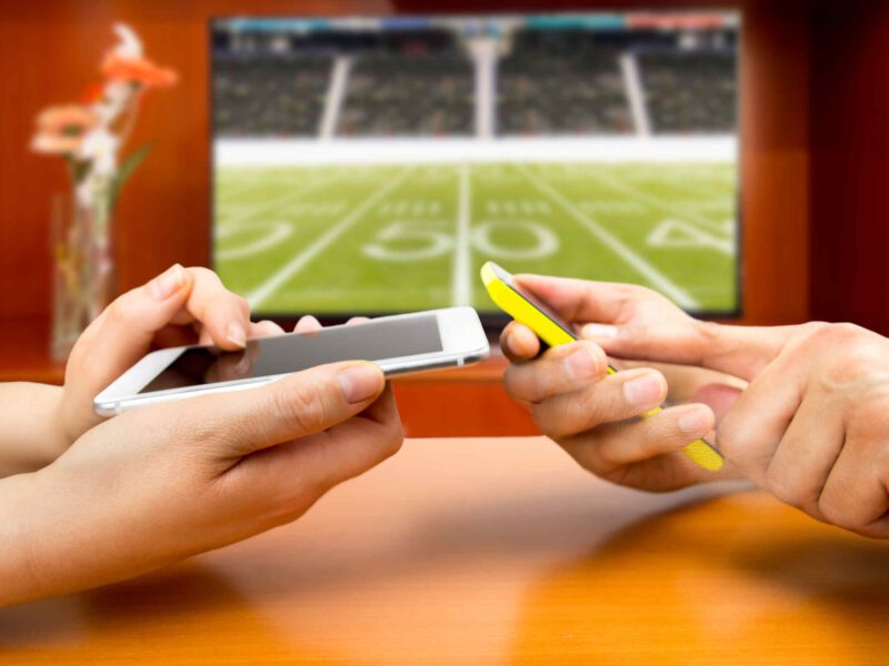 Do you love betting on sports games? Use these football betting techniques to make sure the next chance you take ends with a huge payout!