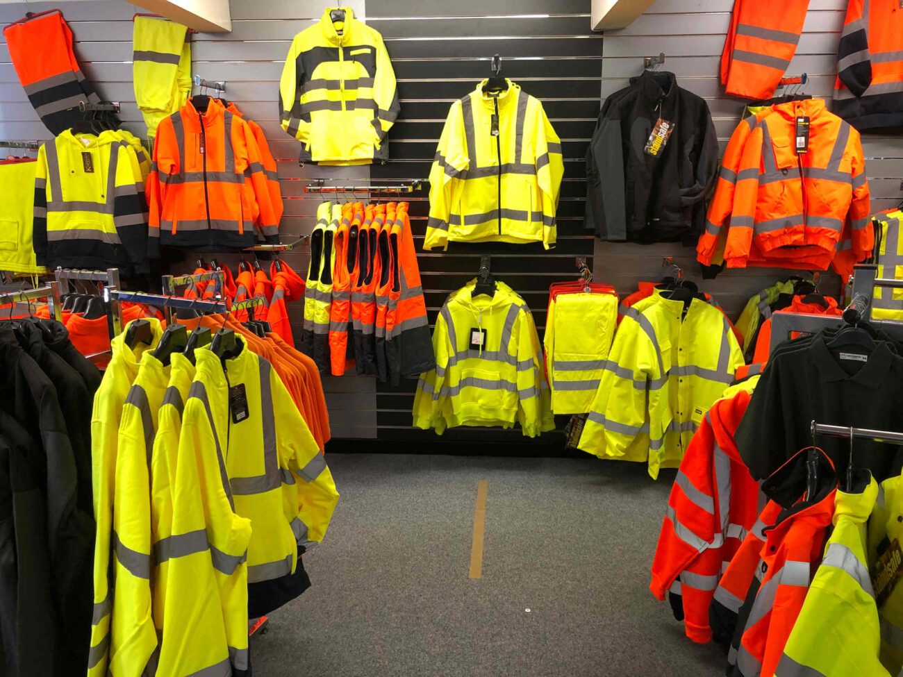 Hi-vis protective workwear clothing comes in fluorescent material with reflective shades. The function of hi vis workwear clothing is ideal for workers involved in hazardous work conditions; it enhances their safety.