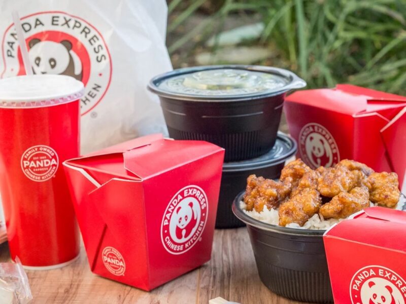 Struggling to find a good side to accompany your Panda Express meal? Let's have a look at a selection of delicious accompaniments for orange chicken.