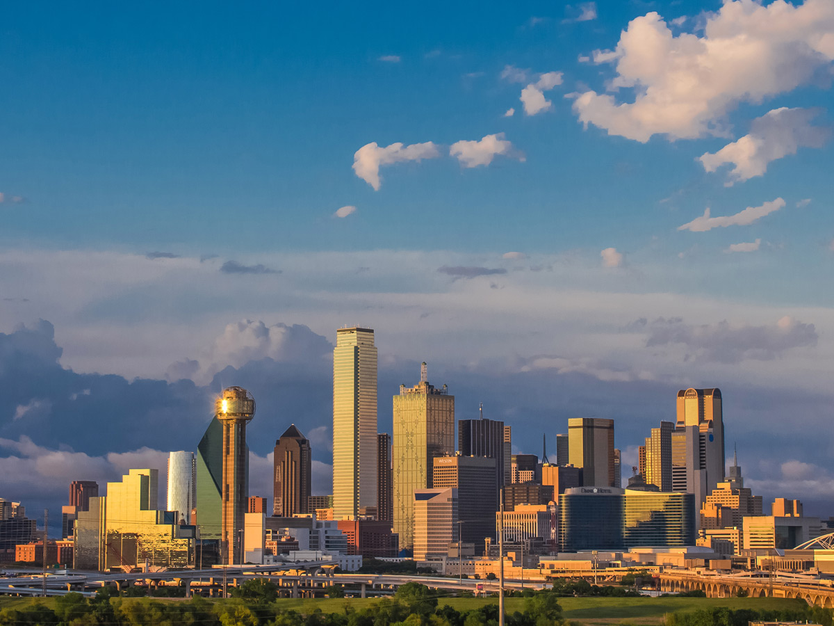 One of the recent studies has shown that Dallas offers people the best downtown living experience. Here's how to choose your neighborhood.
