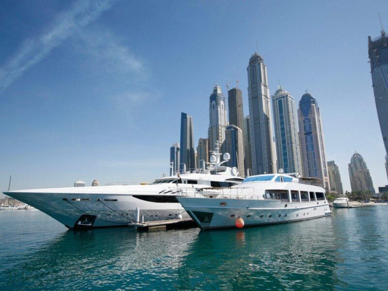 With Dubriani Yachts, you can rent a yacht or charter a luxury yacht in Dubai for a truly unforgettable experience. Let's dive in.