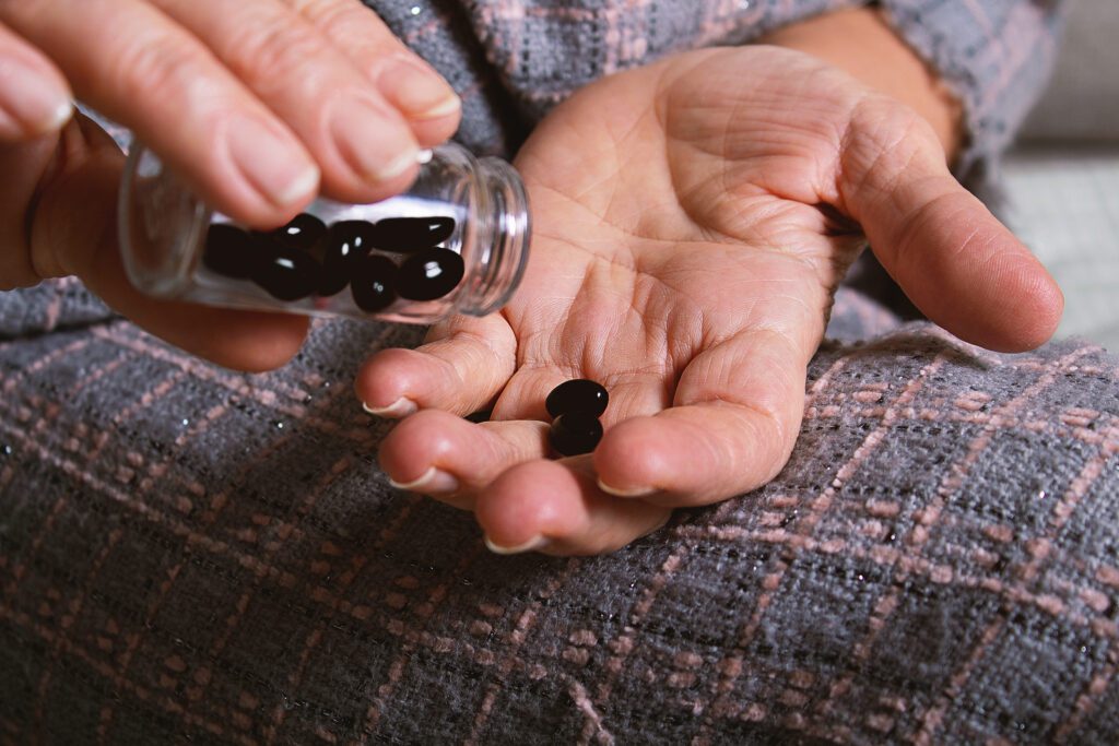 The Black Beauty pill is a popular stimulant that helps people stay awake and alert. Why is it so popular? Let's dive in.