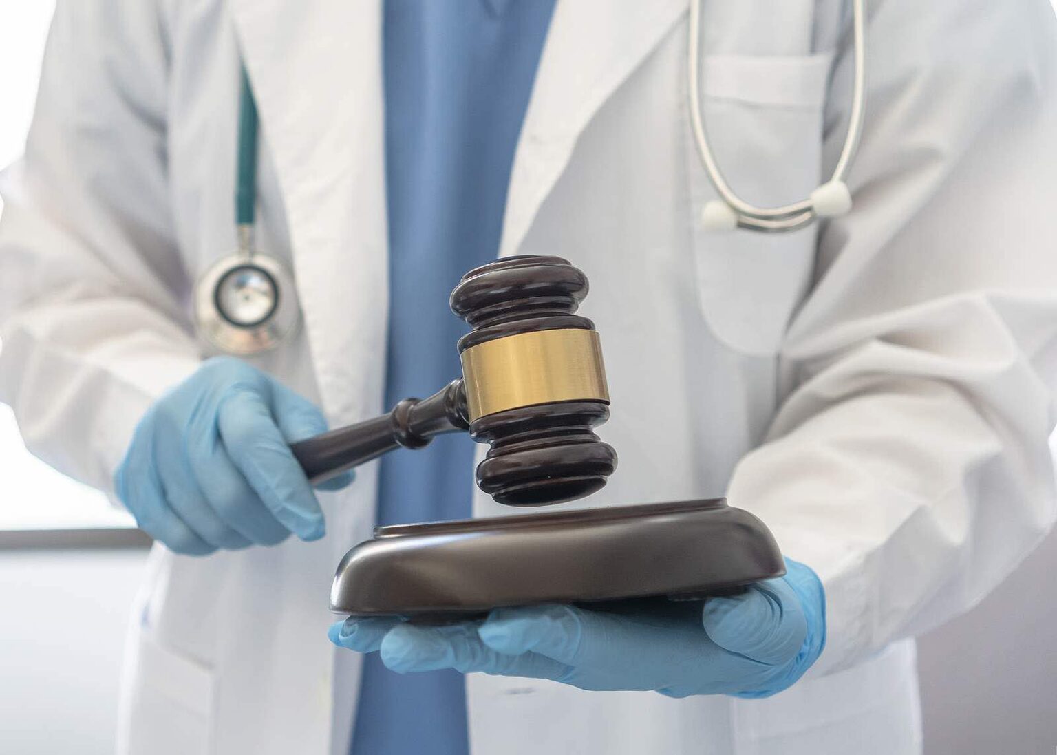 Why are medical malpractice lawsuits so hard to win? Here are the 3 major hurdles a plaintiff faces when handling such a claim.