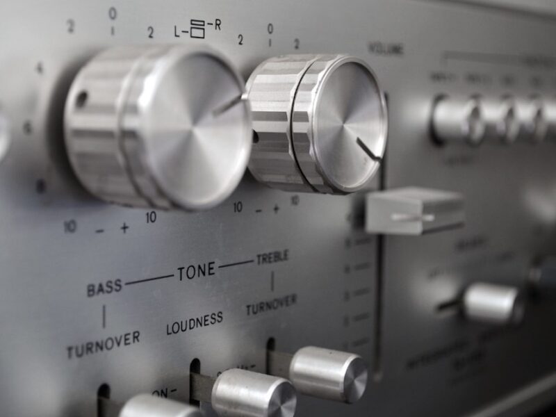 Whether you want to enjoy forms of entertainment or recording music, or something else, there are a few simple tricks to improve sound quality.