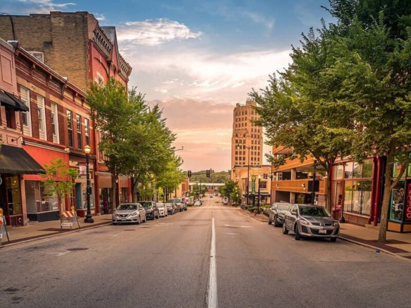 If Elgin, Illinois, is somewhere you've been considering calling home, there are a few things you should be aware of before moving.