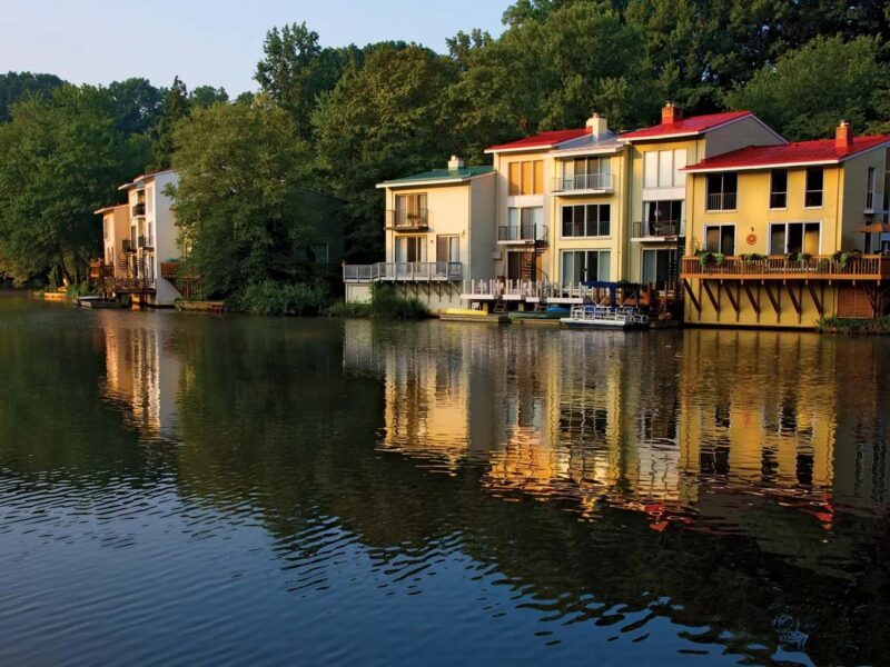 Reston, Virginia, is a beautiful and well-planned community located just 22 miles west of Washington, D.C.. Is it worth the move?