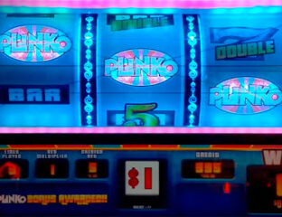 Do you enjoy playing casino games that combine skill and chance? Let's enter and discover the fascinating world of Plinko!