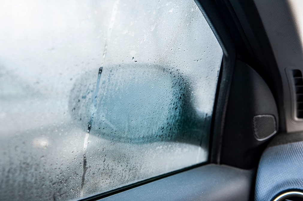 Windscrееn fogging is a common problem caused by uneven weather conditions and outer condensation. Here's how to stop your car fogging up.