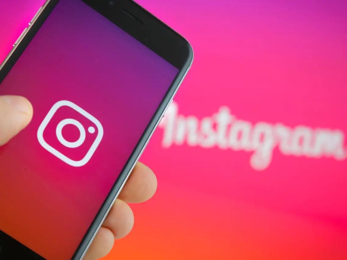 So, in this blog, we will discuss about how you can make a difference through the posts through social activism on Instagram.