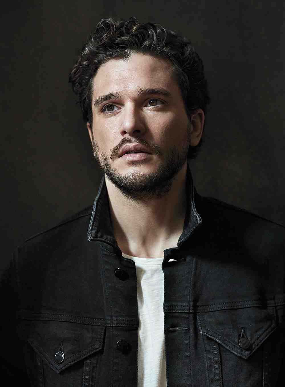 Uncover how Kit Harington's movie and TV shows swayed him towards rehab. Brace yourself - the off-screen story might be darker than Winterfell's long winters. Click to explore.
