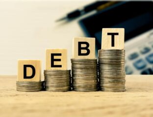 The level of debt of the population is growing from year to year. Here are our tips on how to get out of debt as soon as possible.