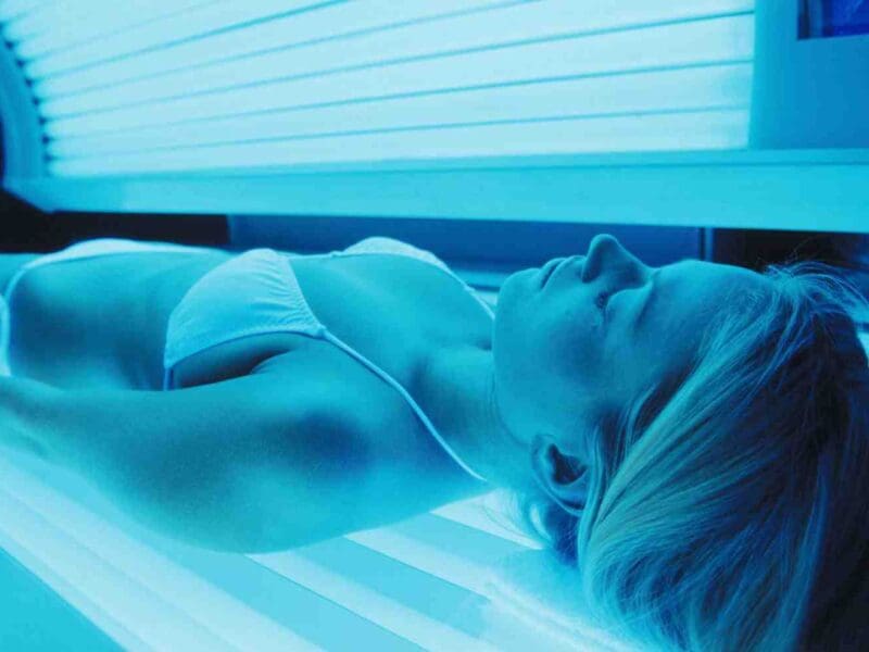 Your golden glow comes at a price. Dive into why "tanning bed" use is more Macbethian tragedy than summer romance, and how to tan without courting disaster.