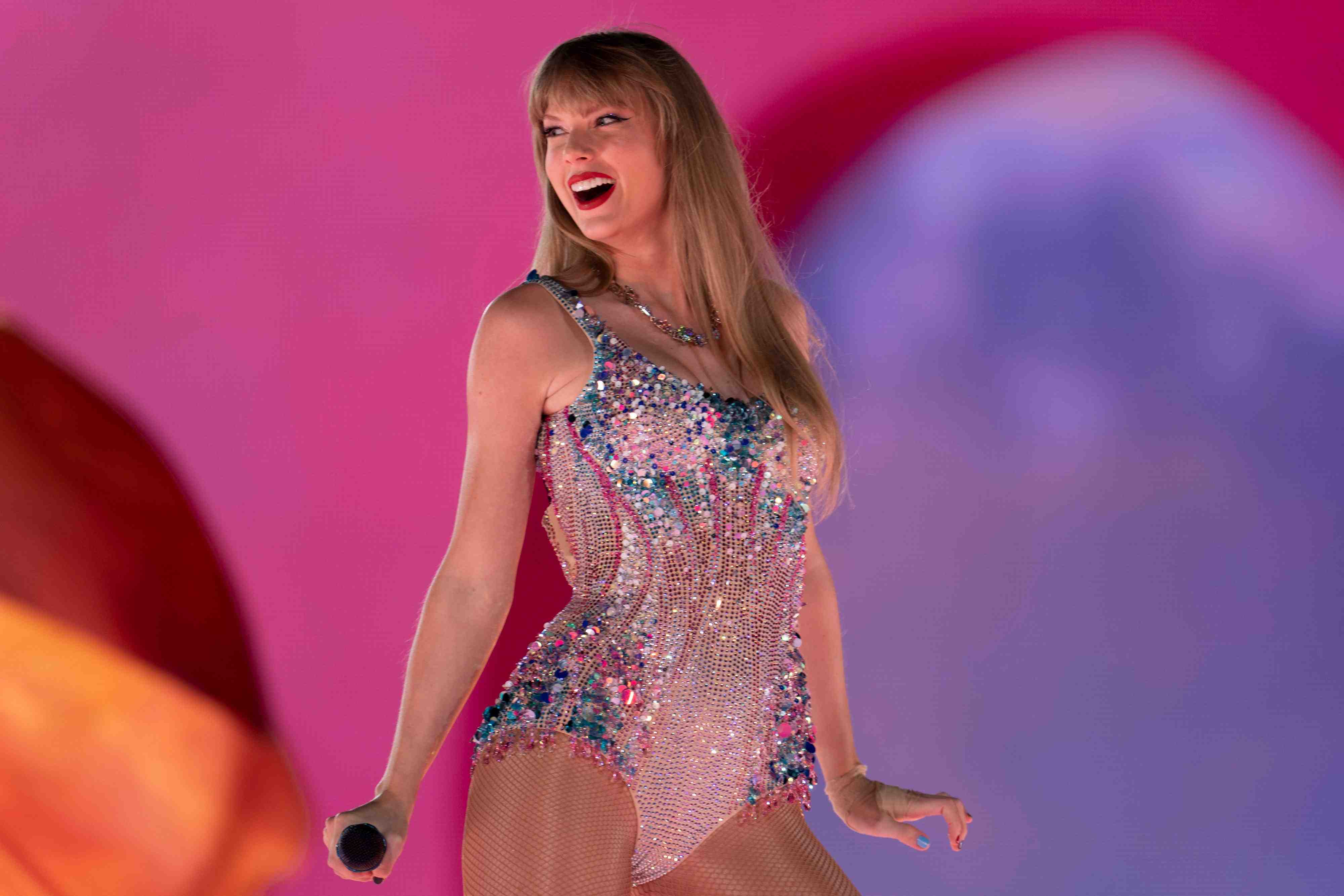 Did Travis Kelce and Taylor Swift score a touchdown at the Super Bowl after-party? Dive into our dazzling detective work to unravel this high-note huddle of a mystery!
