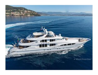 Your Private Oasis Awaits: Charter a Yacht for luxury Escape