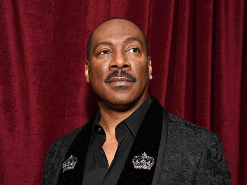 "Dive into Eddie Murphy's $200 million laugh bank! Discover how 'Trading Places' led to the 'eddie murphy net worth' jackpot, beyond the silver screen."
