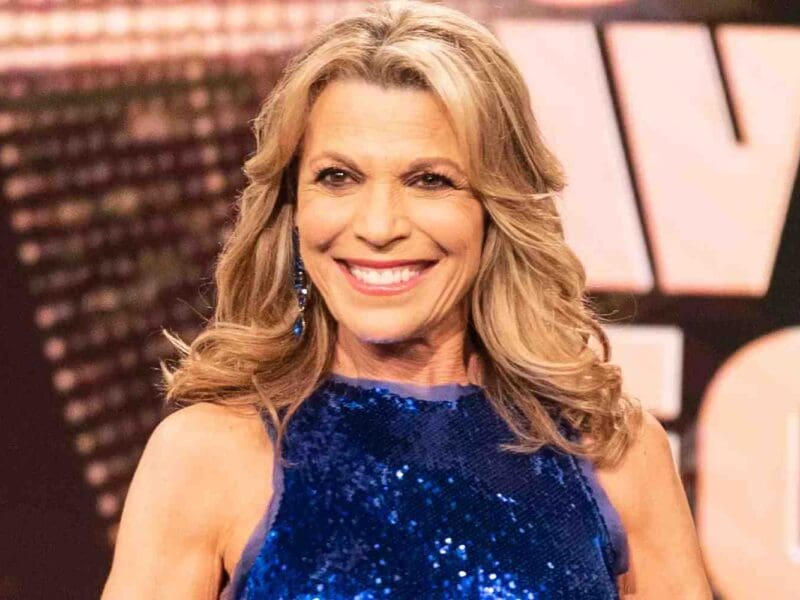 "Discover the golden fortune amassed by Vanna White, Wheel of Fortune's goddess of glam. Dive into the speculator spinning secrets of her $70 million net worth!"